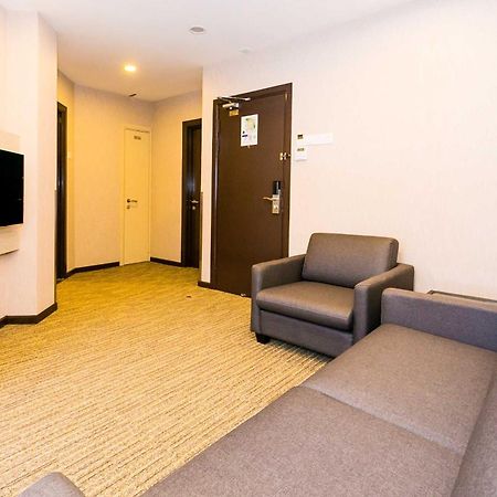 Icon Hotel Segamat Zimmer foto